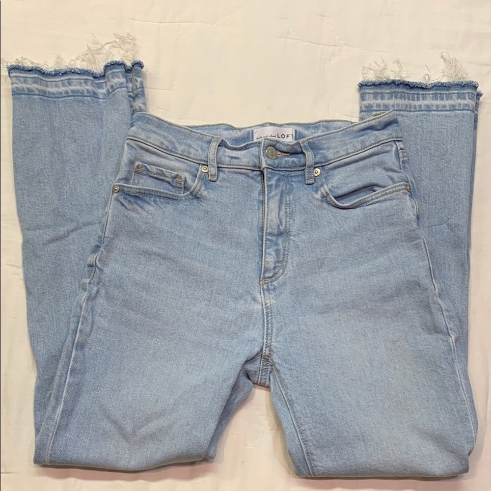 LOFT Women's "The Kick Crop" High Rise Light Blue Frayed Hem Ankle Stretch Jeans